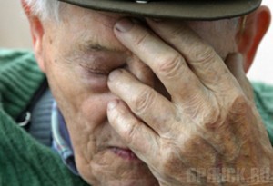 Комаричский уголовник ограбил 88-летнего пенсионера