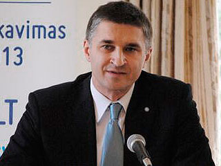 Заместитель довел министра до отставки Заместитель довел министра до отставки