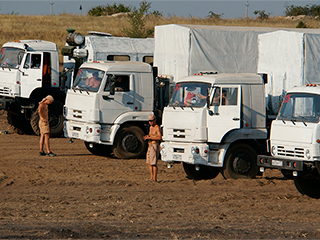 Гуманитарный конвой прибыл на Украину Гуманитарный конвой прибыл на Украину