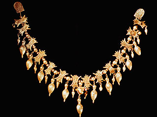 Крым меняет золото скифов на драгоценности Крым меняет золото скифов на драгоценности