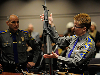 Обама оставит полицию без снаряжения Обама оставит полицию без снаряжения