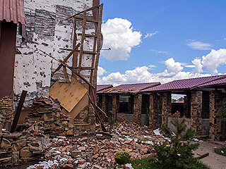 Донбасс обстреливают ракетами США Донбасс обстреливают ракетами США