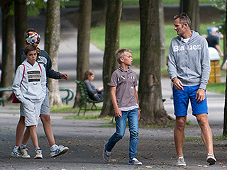 Почему детям нельзя давать деньги Почему детям нельзя давать деньги