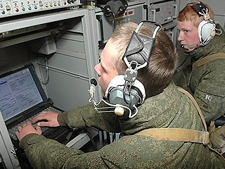 Военные устранят "техногенную катастрофу" Военные устранят "техногенную катастрофу"