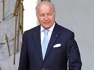 Министры Франции вернули свои портфели Министры Франции вернули свои портфели