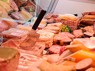 На границе перехватили 100 тонн мяса из США На границе перехватили 100 тонн мяса из США