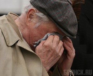 Мошенники выманили у дятьковского ветерана 355 тысяч рублей