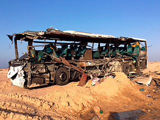 В Египте перевернулся автобус с туристами В Египте перевернулся автобус с туристами