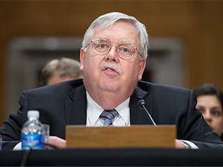 Куратор "цветных" революций едет в Москву Куратор "цветных" революций едет в Москву