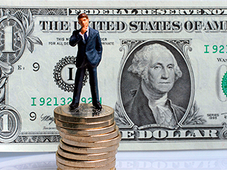 Доллар побил очередной рекорд Доллар побил очередной рекорд