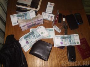 Перевозивший почти 700 тысяч рублей украинец задержан в Брянске