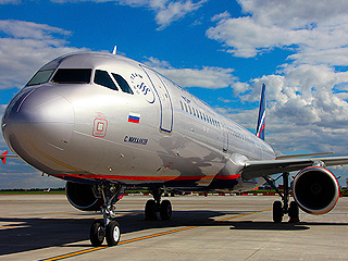 Среди авиапассажиров будут искать врачей Среди авиапассажиров будут искать врачей