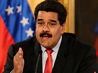 Ода о Чавесе рассорила Мадуро с епископами Ода о Чавесе рассорила Мадуро с епископами