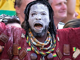 Премьер Таиланда стал жертвой колдунов Премьер Таиланда стал жертвой колдунов