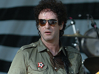 "Аргентинский Заппа" умер после 4 лет комы "Аргентинский Заппа" умер после 4 лет комы