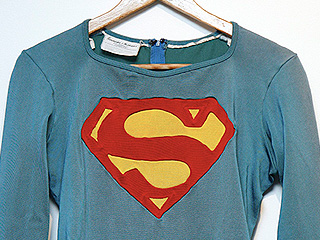 Вор-"супермен" прыгнул из окна ради девочки Вор-"супермен" прыгнул из окна ради девочки