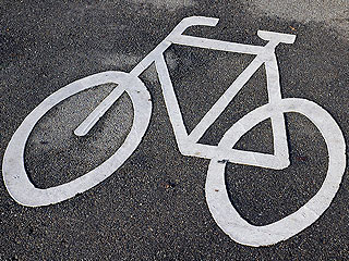 Велосипедист насмерть сбил пешехода Велосипедист насмерть сбил пешехода