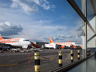 Лондонский аэропорт срочно эвакуировали Лондонский аэропорт срочно эвакуировали