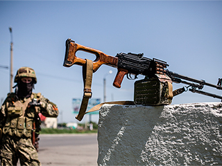 В ДНР начали укреплять блокпосты ежами В ДНР начали укреплять блокпосты ежами