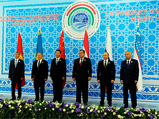 Путин рассчитывает на расширение ШОС Путин рассчитывает на расширение ШОС