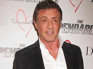 Сталлоне стал режиссером пятого "Рэмбо" Сталлоне стал режиссером пятого "Рэмбо"