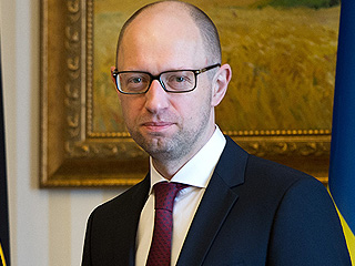 Яценюк о неготовности НАТО принять Украину Яценюк о неготовности НАТО принять Украину