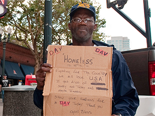 Бедные американцы увязли в долгах Бедные американцы увязли в долгах