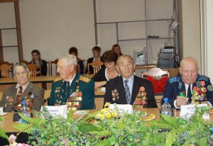 Накануне Дня города чиновники вспомнили о ветеранах