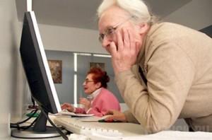 Брянские пенсионеры будут осваивать «Азбуку Интернета»