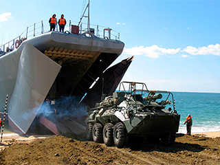 Российский десант высадился на Курилы Российский десант высадился на Курилы