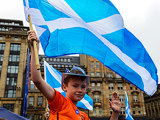 Первые данные exit-poll в Шотландии Первые данные exit-poll в Шотландии