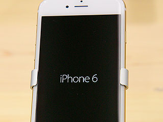 Первый покупатель разбил iPhone 6 Первый покупатель разбил iPhone 6