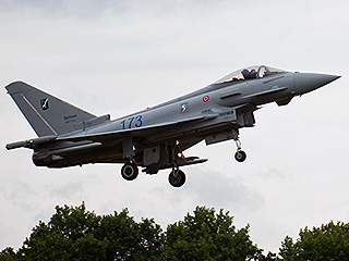 Британия испугалась российских самолетов Британия испугалась российских самолетов