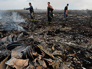 Семьи погибших в Boeing засудят Порошенко Семьи погибших в Boeing засудят Порошенко
