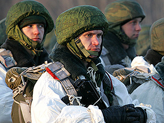 Десантников и морпехов отправили в тундру Десантников и морпехов отправили в тундру