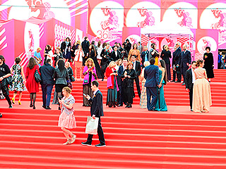 На кинофестивалях разрешат материться На кинофестивалях разрешат материться