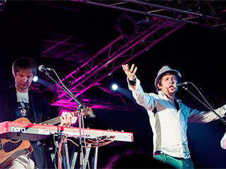 Соло на "Ундервуде" и вечный рок-н-ролл Соло на "Ундервуде" и вечный рок-н-ролл