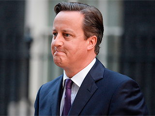 "Мурлыкающая" королева возмутила Англию "Мурлыкающая" королева возмутила Англию