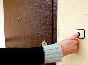 Аферистки украли у брянской пенсионерки 100 тысяч рублей