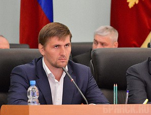 Виталий Минаков намерен выступить на ринге еще два раза