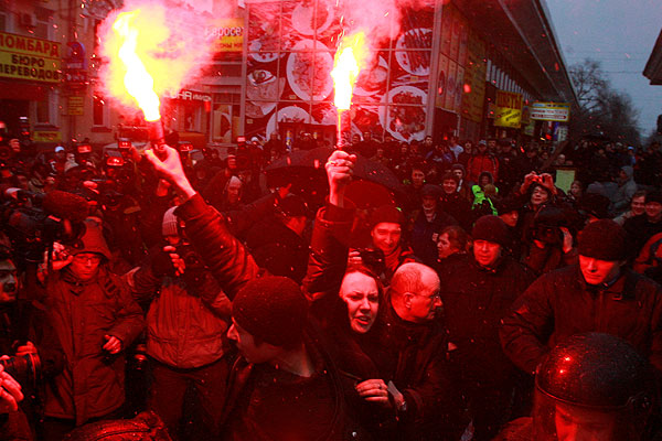 Путин оградил отдых граждан от митингов Путин оградил отдых граждан от митингов