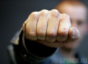 Многодетный житель Унечского района расправился со знакомым