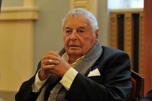 Любимова хоронят по его сценарию Любимова хоронят по его сценарию