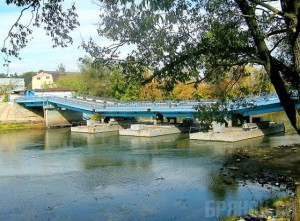 Движение машин по понтонному мосту закрыто до 1 декабря