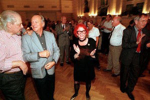 Пенсионеры умерли во время массовой оргии Пенсионеры умерли во время массовой оргии