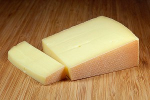 Украинский сыр признали опасным для россиян Украинский сыр признали опасным для россиян