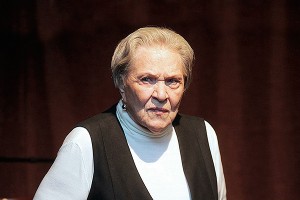 Римму Маркову срочно перевели в хирургию Римму Маркову срочно перевели в хирургию