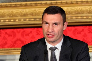 Кличко поручил уволить чиновников Кличко поручил уволить чиновников