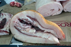 Россия запретила ввоз сала из Европы Россия запретила ввоз сала из Европы