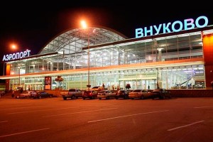 В Москве рухнул самолет с людьми В Москве рухнул самолет с людьми